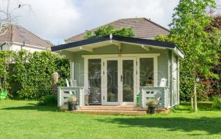 Perfect-garden-room-log-cabin-from-Loghouse-Ireland