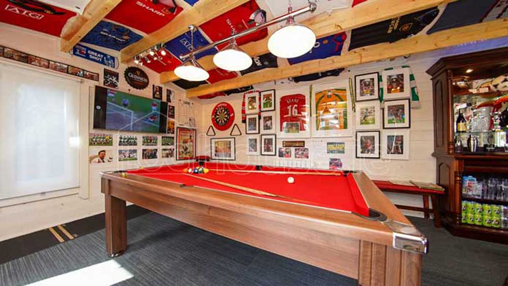 A-Garden-Snooker-Room-From-Loghouse